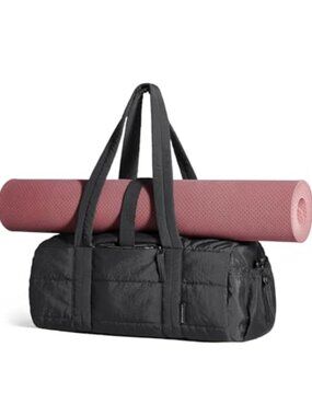 Quilted Yoga Mat Gym Bag with Wet-Dry Pocket, 15L Crossbody, Duffle